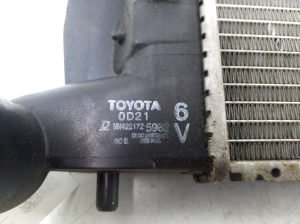 TOYOTA Avensis T25 (2003–2008) Jahutusradiaator 164000D210 - 3