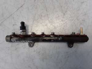 High pressure fuel line - 8200330912