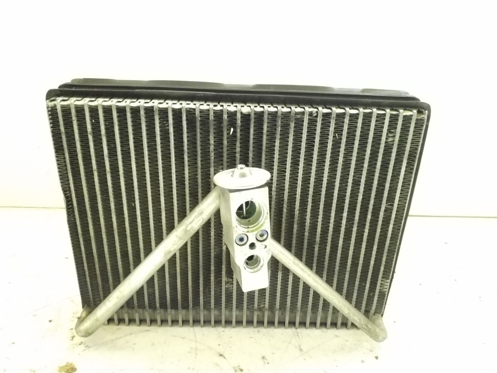 VOLVO XC90 1 generation (2002-2014) Радиатор отопителя салона 25114291