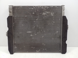 TOYOTA Land Cruiser 150 (2009–2026) Starpdzesētāja radiators - 2