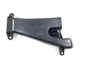   Plaque de protection sous la carrosserie arrière  - 8281748E90 