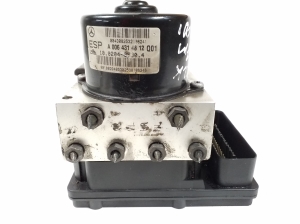 Mercedes Benz CLK-Class 209 (2002–2009) ABS Steuergerät A0375453632 - 4