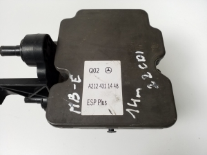 Mercedes Benz E-Class W212 (2009–2015) ABS Steuergerät A2124311448 - 5