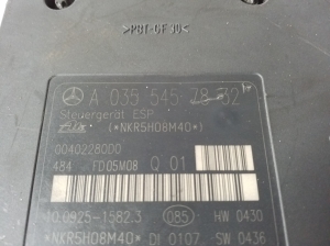 Mercedes Benz CLK-Class 209 (2002–2009) ABS Steuergerät A0355457832 - 2