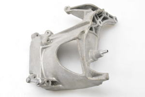 Citroen DS3 (2009–2015) Air filter housing bracket - 2