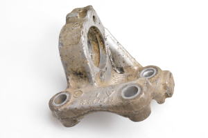   Front axle bracket 