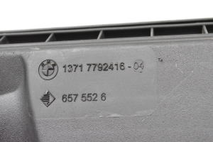 BMW 5 SERIES E60 (2003–2010) Luftfiltergehäuse 7792416 - 4