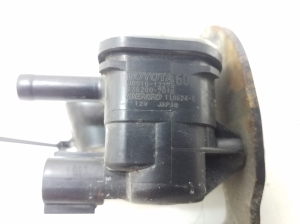 LEXUS RX GGL1 (2009–2015) Magnetventil 9091012276 - 3