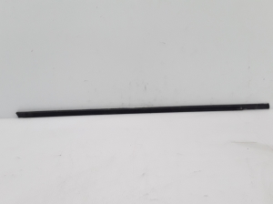 RENAULT Fluence (2009–2017) Esiukse klaasi välimine liist 808211278R - 3