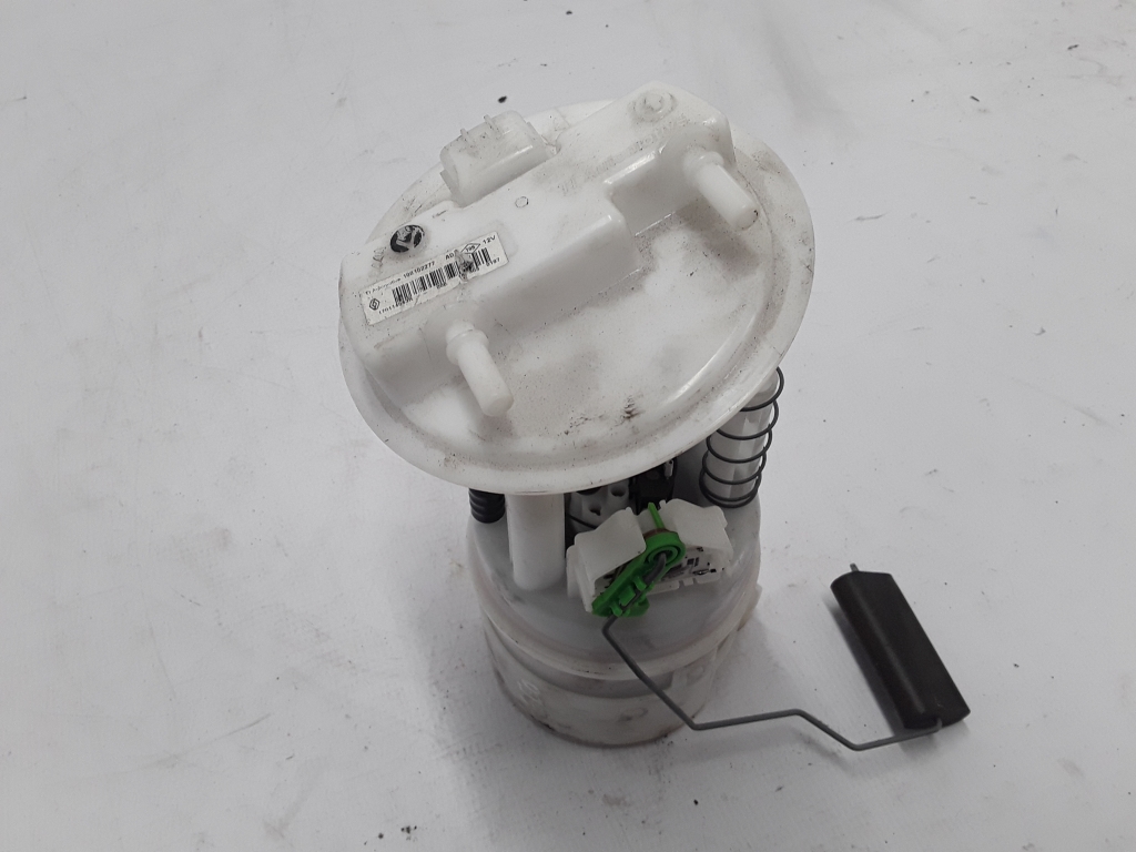 Used RENAULT Captur Fuel pump in the tank 170114543R