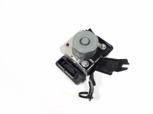Honda CR-V (2012–2016) ABS Steuergerät 57110 - 4