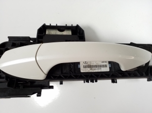 Mercedes Benz SLK-Class 172 (2011–2026) Front door external opening handle and its details A2047602134 - 3