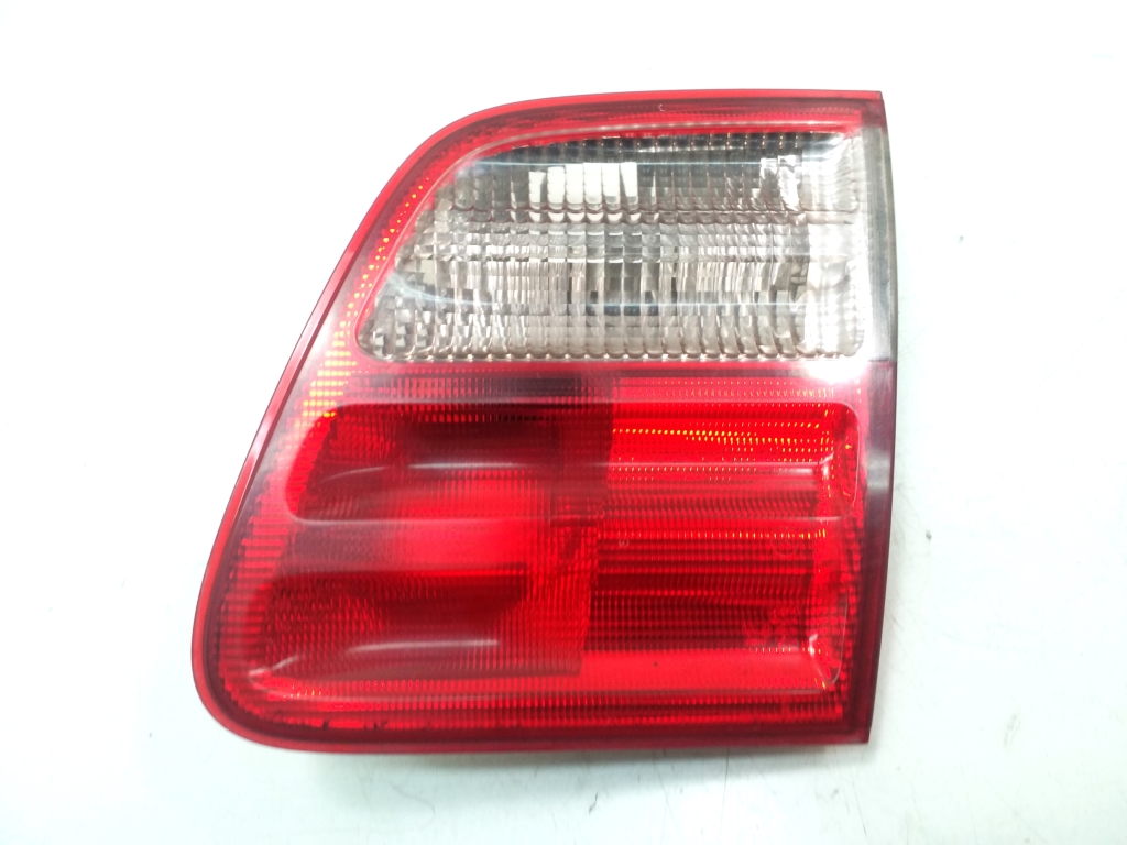 MERCEDES-BENZ E-Class W210 (1995-2002) Right Side Tailgate Taillight A2108206064, A2108206264 20383854