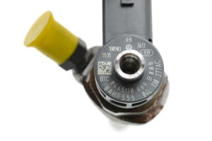  Fuel injector 