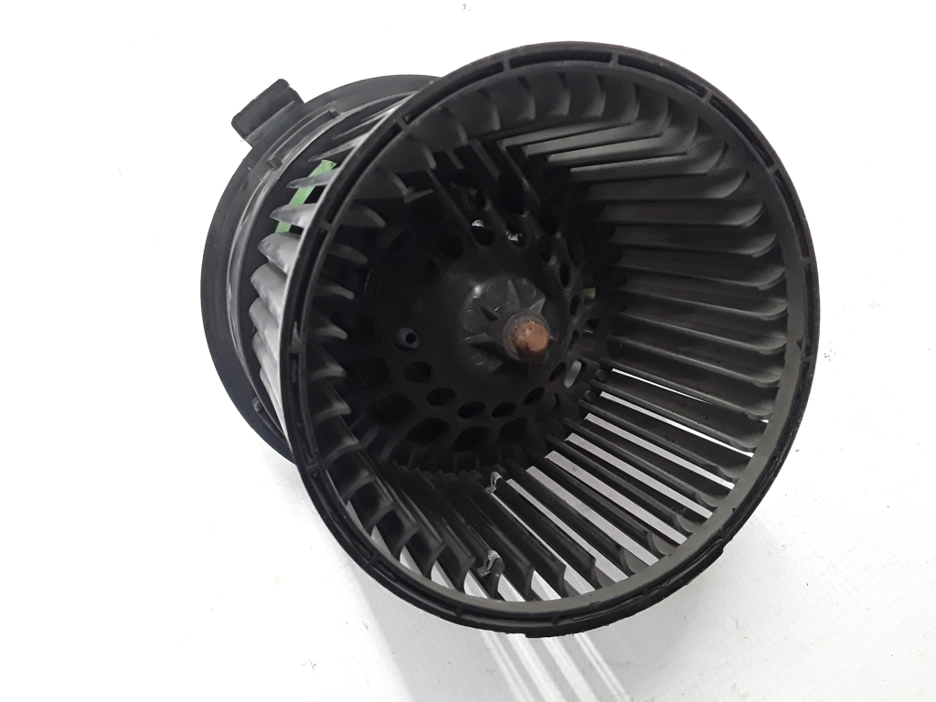 RENAULT Clio 4 generation (2012-2020) Heater Blower Fan 272101005R, T1029527H 22383783