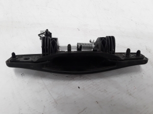 Dacia Duster (2010–2017) Rear side door exterior handle and its parts - 2