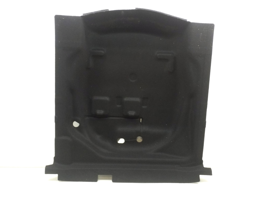 Mercedes Benz CLA-Class W117 (2013–2019) Reserveradeinsatz A1176900042 Mercedes Benz CLA-Class W117 (2013–2019) Reserveradeinsatz A1176900042