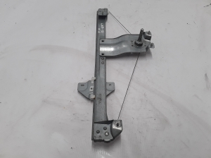  Rear side door window lifter 