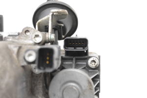  EGR valve 