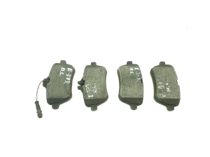  Rear brake pads 