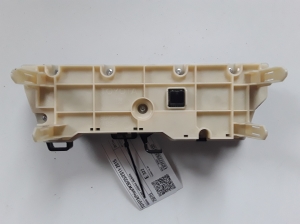 TOYOTA Prius W30/35 (2009–2015) Heater control panel 75D725 - 3