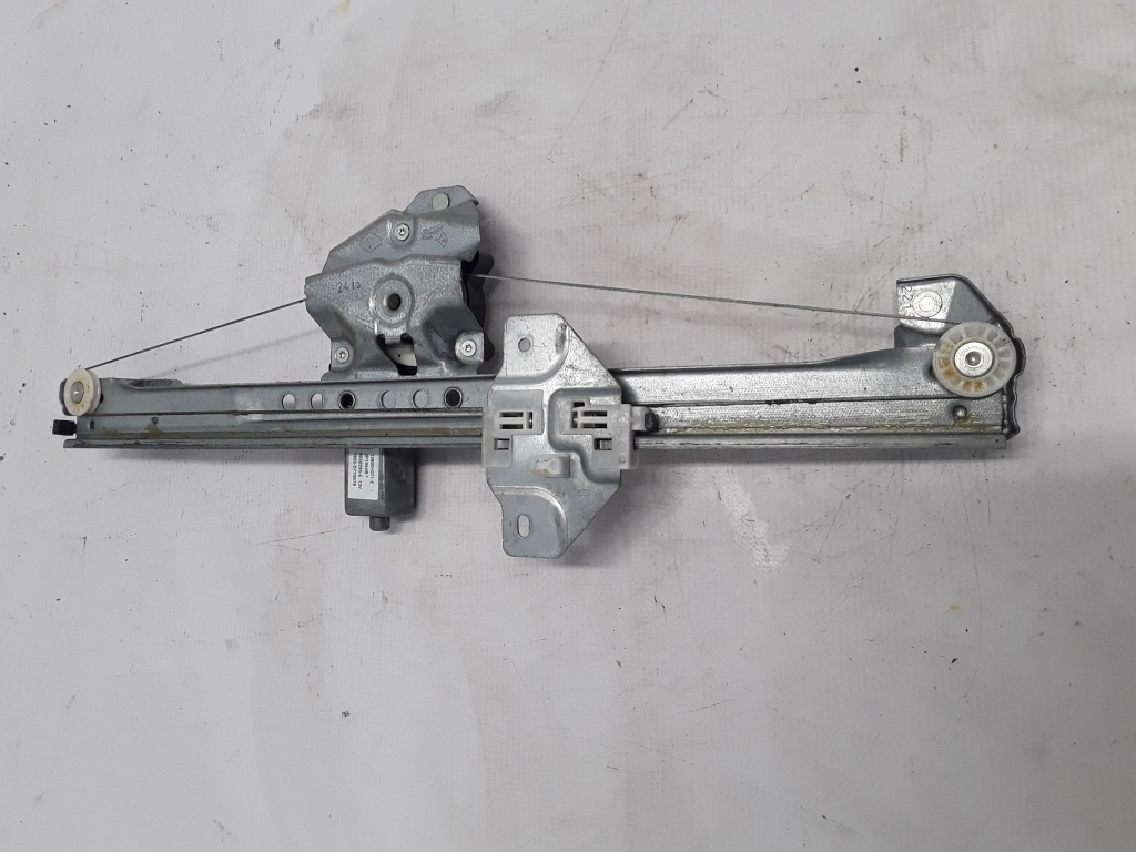 DACIA Lodgy 1 generation (2013-2024) Front Right Door Window Regulator 807209071R 22383713