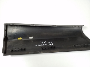 Land Rover Freelander (2006–2014) Aizmugurējā statņa ārējā apdare 6H5229149A - 2