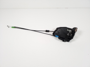 LEXUS GS (2011–2017) Rear side door lock 6906033120 - 2
