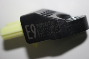 LEXUS GS (2011–2017) Airbagsensor 89831-68010 - 2
