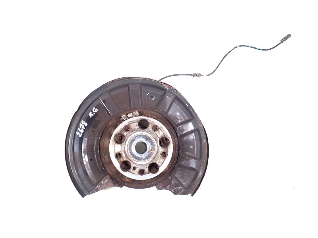 Mercedes Benz E-Class W212 (2009–2015) Rear wheel hub A2123500141 Mercedes Benz E-Class W212 (2009–2015) Rear wheel hub A2123500141