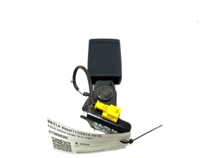 Mercedes Benz CLA-Class W117 (2013–2019) Tagaistme turvavöö lukk A1768600369 - 2