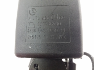 Mercedes Benz CLA-Class W117 (2013–2019) Tagaistme turvavöö lukk A1768600469 - 4