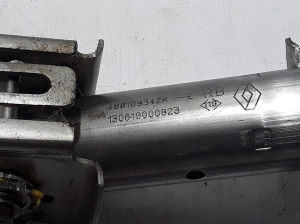 Dacia Lodgy (2012–2026) Roolivõlli rist 488109342R - 3