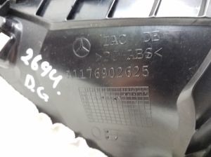 Mercedes Benz CLA-Class W117 (2013–2019) Tagumise toe sisekujundus A1176902625 - 3