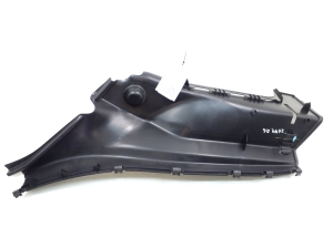 Mercedes Benz CLA-Class W117 (2013–2019) Sisemine läveliist A1176901225 - 2
