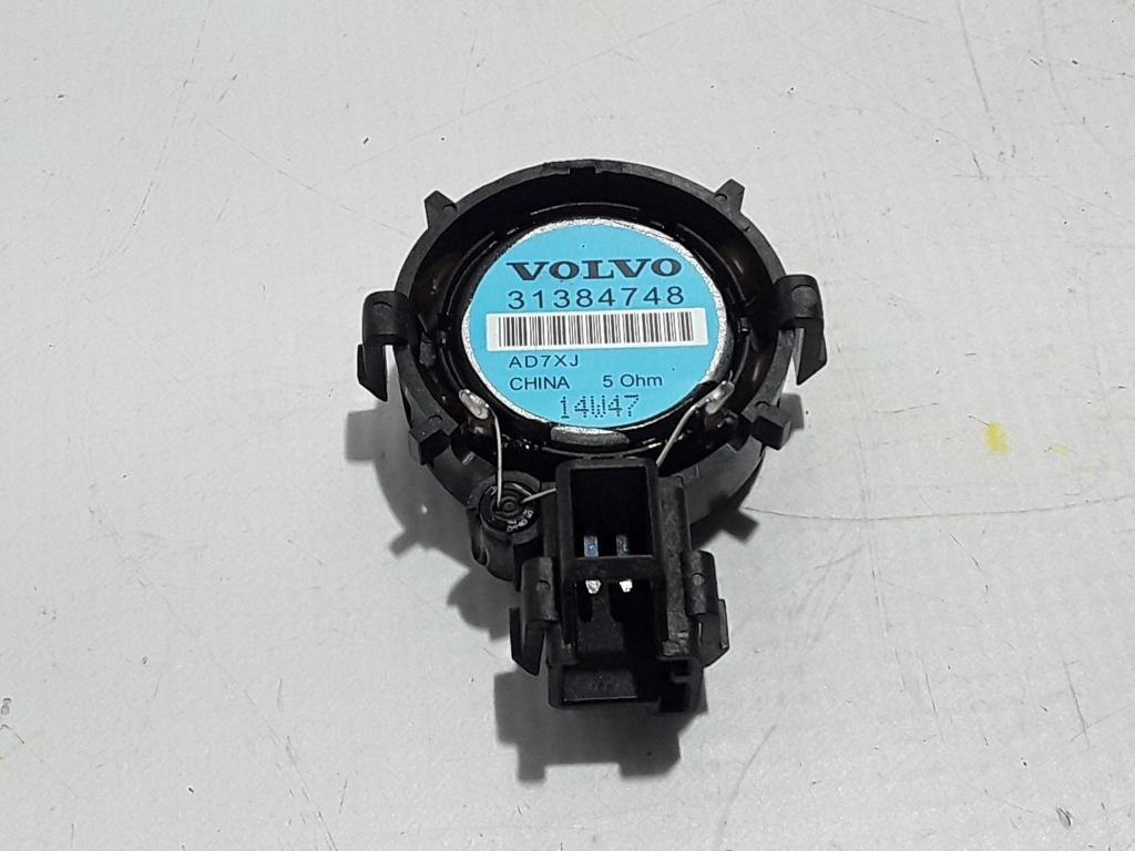 VOLVO XC60 1 generation (2008-2017) Haut-parleur sonore de porte arrière droite 31384748 22383996