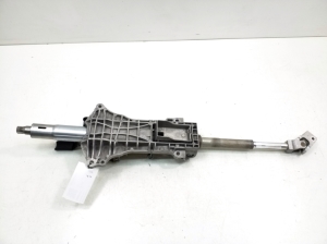 Mercedes Benz CLA-Class W117 (2013–2019) Roolivõll A2464602416 - 3