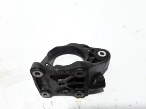   Front axle bracket 