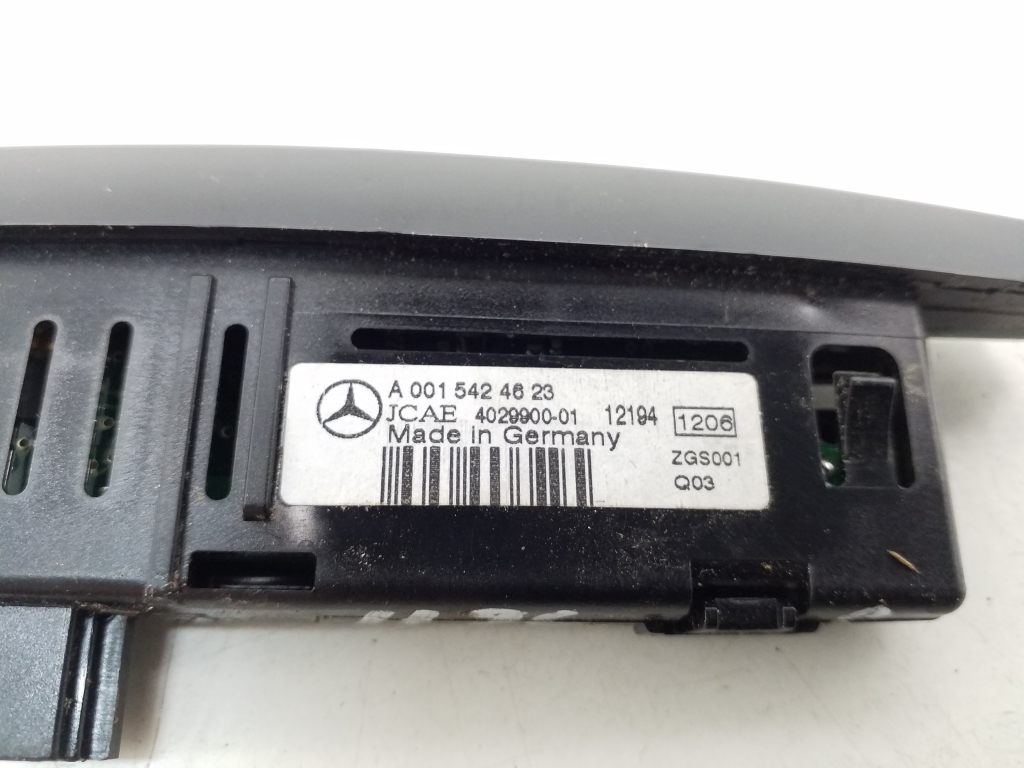 MERCEDES-BENZ CLS-Class C218 (2010-2017) Parktronic PDC Display A0015424623 20384164