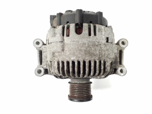 Mercedes Benz E-Class W211 (2002–2009) Lichtmaschine A6421540402 - 2