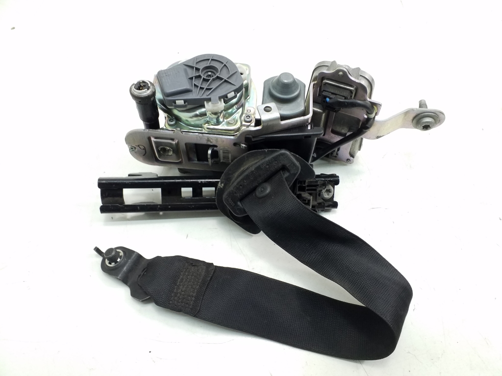 Mercedes Benz CLS-Class 218 (2011–2018) Front seat belt Mercedes Benz CLS-Class 218 (2011–2018) Front seat belt