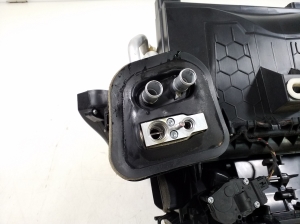 Mercedes Benz GL-Class 164 (2006–2012) Heater and its parts A2518301360 - 4