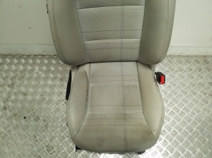 Mercedes Benz CLA-Class W117 (2013–2019) Esiiste ja selle osad - 3