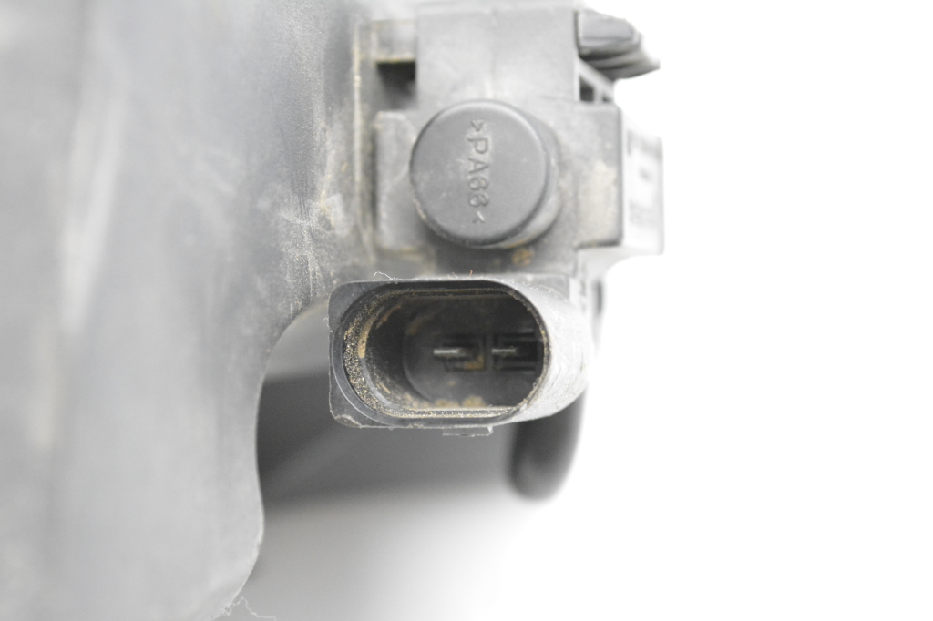 Used AUDI A6 Air filter housing 4F0133837BC