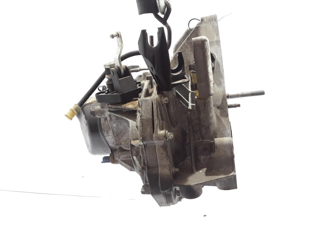 Used Dacia Sandero Gearbox JR5147