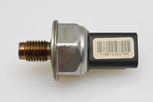 Fuel rail pressure sensor - 5WS40039