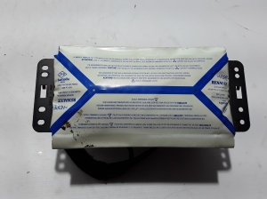   Passenger dashboard airbag  - 8200091692 