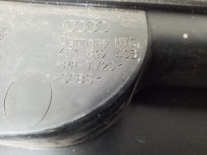 AUDI A6 C6 (2004–2011) Klaasipuhastite mehhanismi kate esiklaasi juures 4F1819403 - 2