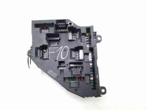 BMW 5 SERIES F10 (2010–2017) Sicherungskastengehäuse unter der Motorhaube 9234423 - 3