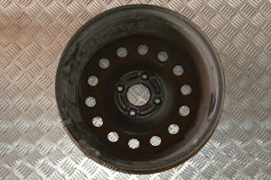 Ford Fusion (2002–2005) Rim - 2